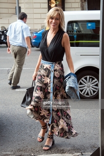 Susanna Griso feet photo 11