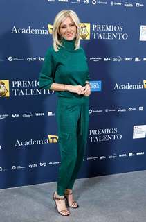 Susanna Griso feet photo 16