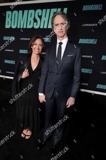 Susanna Hoffs feet photo thumbnail