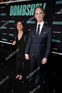 Susanna Hoffs feet photo thumbnail