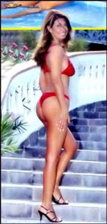 Susanna Messaggio feet photo 11