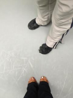 Susanna Reid feet photo thumbnail