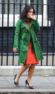Susanna Reid feet photo thumbnail