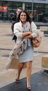 Susanna Reid feet photo thumbnail