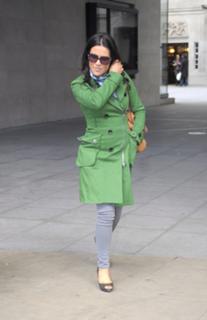 Susanna Reid feet photo thumbnail