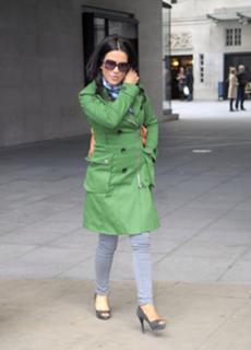 Susanna Reid feet photo thumbnail