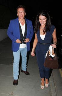 Susanna Reid feet photo thumbnail
