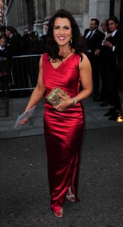 Susanna Reid feet photo thumbnail