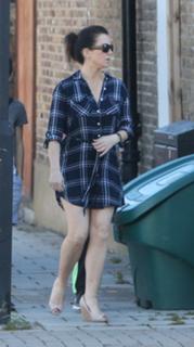 Susanna Reid feet photo thumbnail