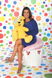 Susanna Reid feet photo thumbnail