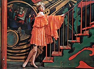 Susannah York feet photo 12