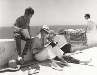 Susannah York feet photo 1