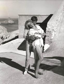 Susannah York feet photo 12