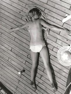 Susannah York feet photo 10