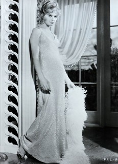 Susannah York feet photo 5