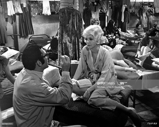 Susannah York feet photo 1