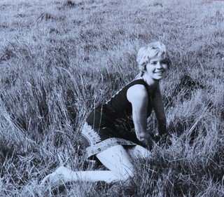 Susannah York feet photo 6