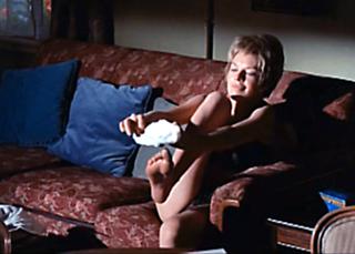 Susannah York feet photo 12