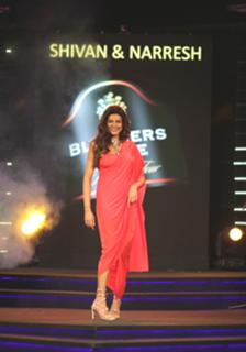 Sushmita Sen feet photo thumbnail