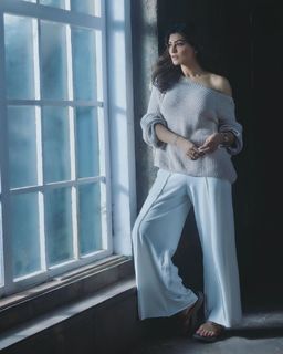 Sushmita Sen feet photo thumbnail