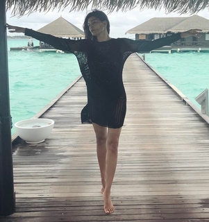 Sushmita Sen feet photo thumbnail