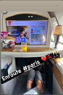 Sushmita Sen feet photo thumbnail