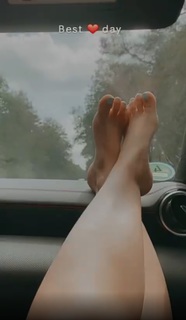 Susi Kentikian feet photo 11