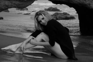Susie Abromeit feet photo 20