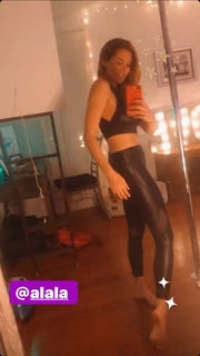 Susie Abromeit feet photo 20