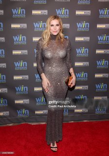 Susie Abromeit feet photo 8