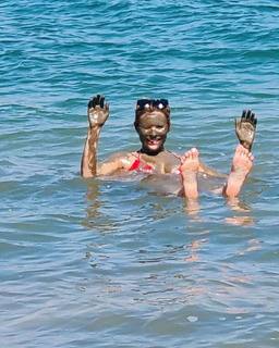 Susie Abromeit feet photo 20