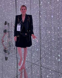 Susie Abromeit feet photo 4