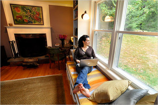 Susie Essman feet photo 11