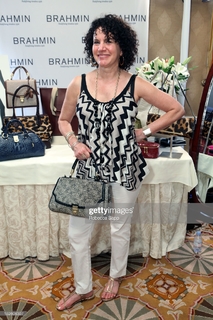 Susie Essman feet photo 13