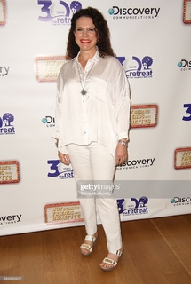 Susie Essman feet photo 5