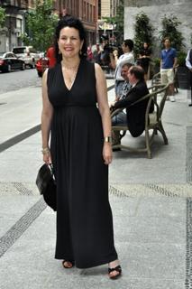 Susie Essman feet photo 7