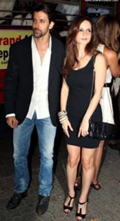 Sussane Roshan feet photo 18