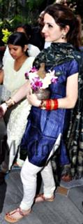 Sussane Roshan feet photo 9