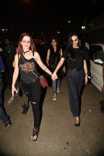 Sussane Roshan feet photo 5