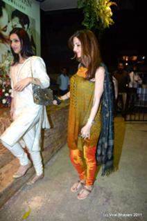 Sussane Roshan feet photo 20