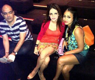 Sussane Roshan feet photo 11