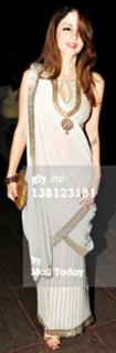 Sussane Roshan feet photo 11