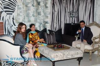 Sussane Roshan feet photo 17