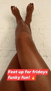 Sussi la Cour Dollenz feet photo 2