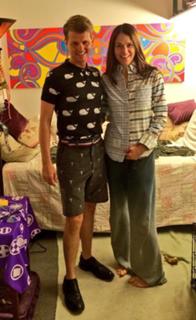 Sutton Foster feet photo thumbnail