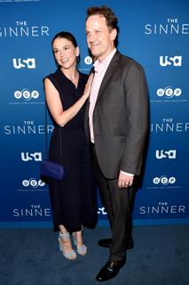 Sutton Foster feet photo thumbnail