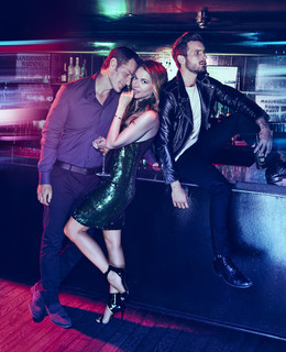 Sutton Foster feet photo thumbnail