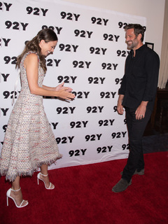 Sutton Foster feet photo thumbnail