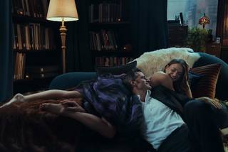 Sutton Foster feet photo thumbnail