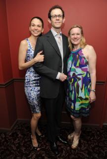 Sutton Foster feet photo thumbnail